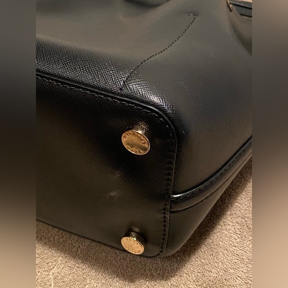 ☺️Sold Locally☺️ Michael Kors Bucket Bag - Picture 11 of 16
